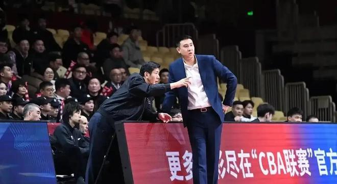 详细阅读:浙江稠州男篮(浙江稠州男篮新赛季外援) 浙江稠州男篮(浙江稠州男篮新赛季外援)